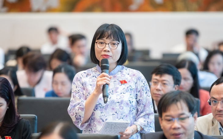 Đề xuất tất cả trạm dừng nghỉ, bến xe phải có hệ thống sạc xe điện là không phù hợp