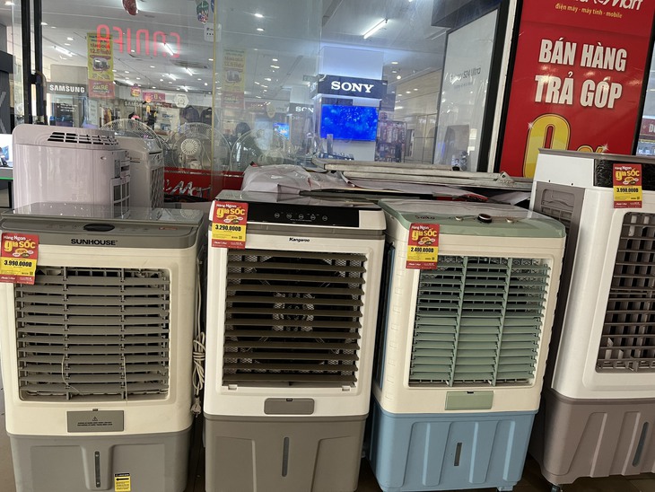 Thị trường thiết bị làm mát khởi động 'đón đầu' mùa nóng- Ảnh 3.