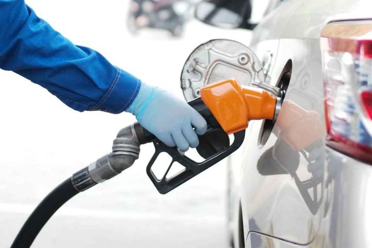 Giá xăng dầu tiếp tục tăng trong kỳ điều chỉnh ngày mai?- Ảnh 1. Giá xăng dầu tiếp tục tăng trong kỳ điều chỉnh ngày mai?- Ảnh 1.