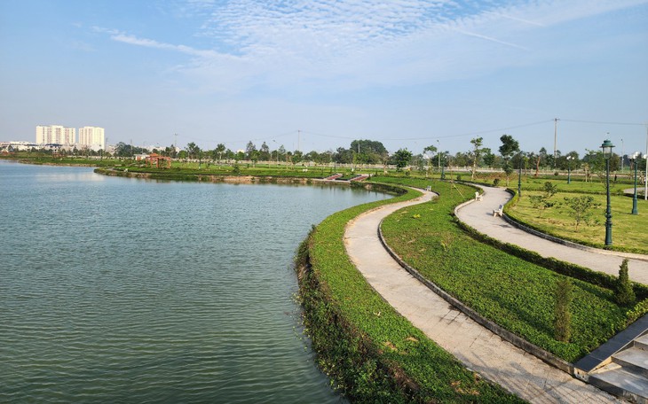 Khắc phục "bẫy’ đuối nước từ hồ điều hòa trong công viên