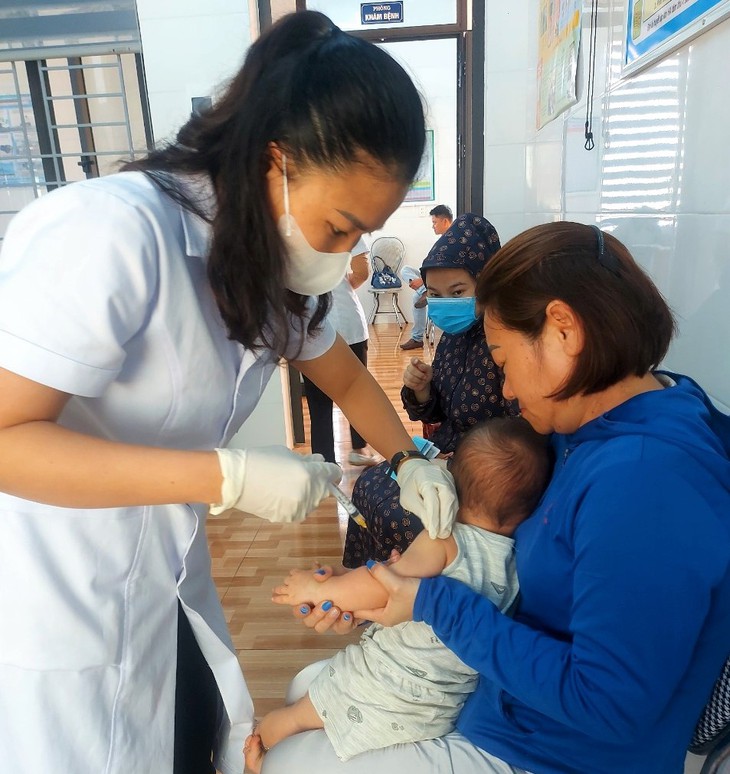 Khuyến cáo của bác sĩ để trẻ an toàn trước bệnh sởi- Ảnh 2. Khuyến cáo của bác sĩ để trẻ an toàn trước bệnh sởi- Ảnh 2.