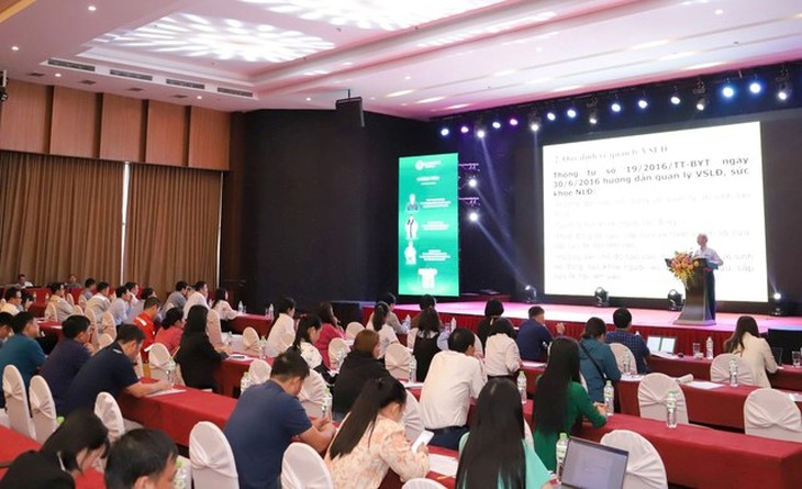 Chia sẻ kinh nghiệm trong công tác quản lý sức khoẻ người lao động tại doanh nghiệp- Ảnh 1. Chia sẻ kinh nghiệm trong công tác quản lý sức khoẻ người lao động tại doanh nghiệp- Ảnh 1.