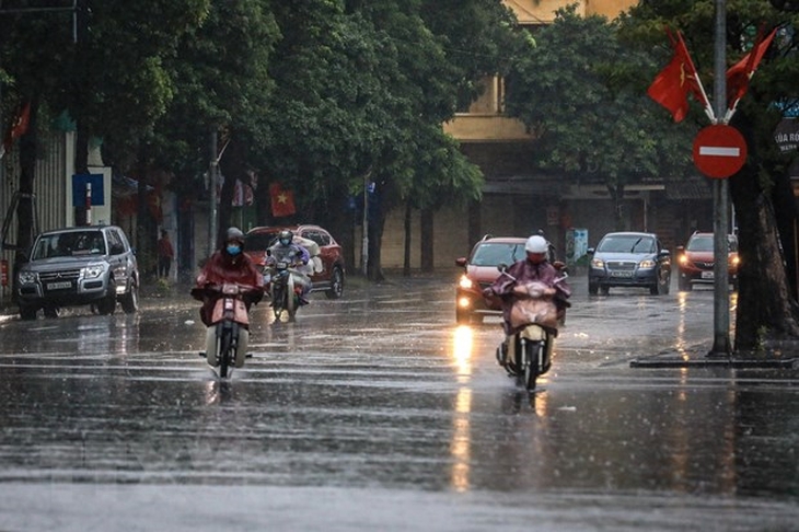Miền Bắc mưa lớn trước khi đón nắng nóng gay gắt- Ảnh 2. Miền Bắc mưa lớn trước khi đón nắng nóng gay gắt- Ảnh 2.