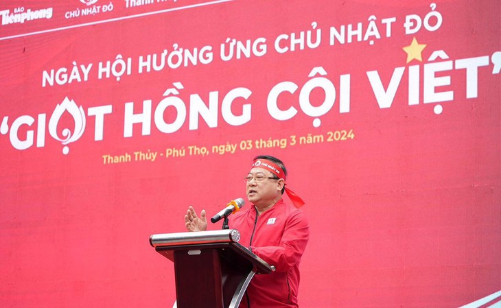 Chủ Nhật Đỏ lần thứ 16 năm 2024 tiếp nhận hơn 47.000 đơn vị máu
- Ảnh 1. Chủ Nhật Đỏ lần thứ 16 năm 2024 tiếp nhận hơn 47.000 đơn vị máu
- Ảnh 1.