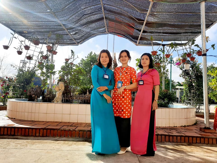 Ngày 8/3 đặc biệt của nữ bác sĩ ngày đêm bên bệnh nhân nghiện ma túy- Ảnh 4. Ngày 8/3 đặc biệt của nữ bác sĩ ngày đêm bên bệnh nhân nghiện ma túy- Ảnh 4.