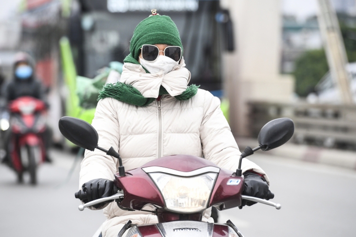 Đêm nay không khí lạnh bao phủ miền Bắc, nắng nóng dịu dần ở miền Trung- Ảnh 2. Đêm nay không khí lạnh bao phủ miền Bắc, nắng nóng dịu dần ở miền Trung- Ảnh 2.