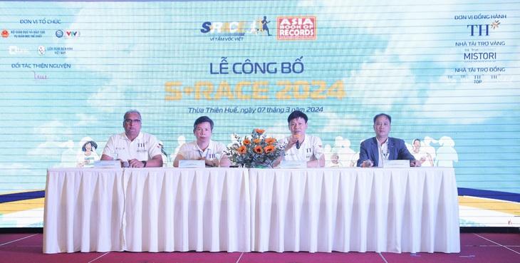 Tập đoàn TH năm thứ tư đồng hành cùng giải chạy cho học sinh sinh viên đạt kỷ lục châu Á- Ảnh 4. Tập đoàn TH năm thứ tư đồng hành cùng giải chạy cho học sinh sinh viên đạt kỷ lục châu Á- Ảnh 4.