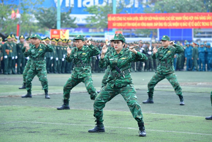 Sáng đẹp hình ảnh nữ quân nhân Bộ đội Biên phòng- Ảnh 2.
