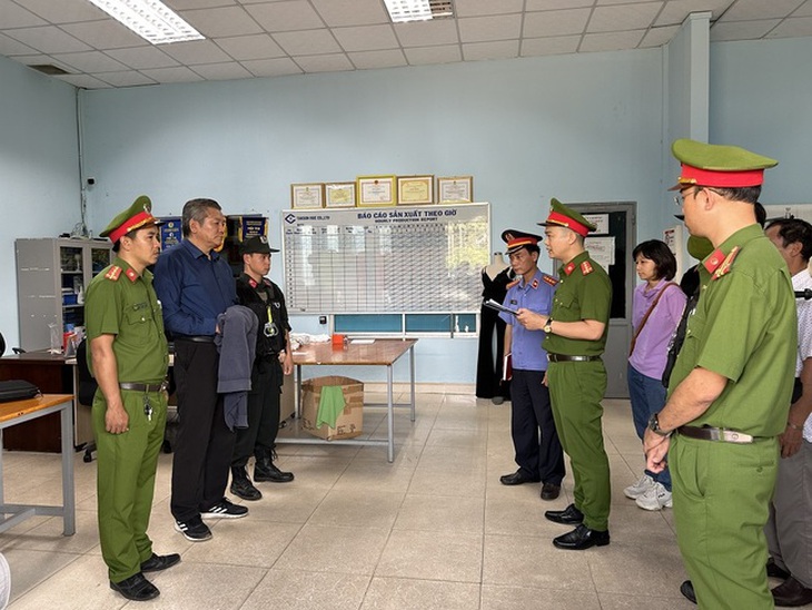 Bắt một Giám đốc doanh nghiệp về tội buôn lậu- Ảnh 1.