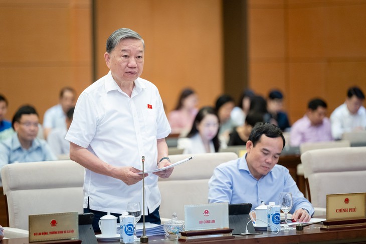 Cần quy định rõ trách nhiệm của công chứng viên trong việc bảo mật thông tin- Ảnh 3. Cần quy định rõ trách nhiệm của công chứng viên trong việc bảo mật thông tin- Ảnh 3.