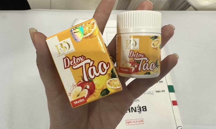 Mất thị lực, tổn thương não vì uống Detox Táo giảm cân có chất cấm Sibutramine- Ảnh 2.