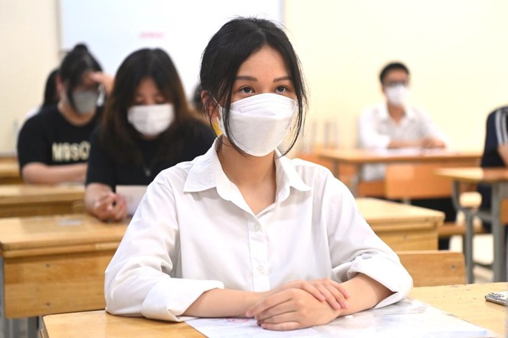 Cha mẹ cần làm gì để giúp con dẹp tan áp lực thi cử?- Ảnh 1. Cha mẹ cần làm gì để giúp con dẹp tan áp lực thi cử?- Ảnh 1.