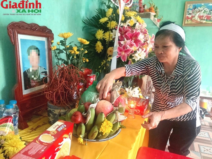 Tiếng cầu cứu xé lòng của mẹ đơn thân bên người con gái thở oxy đang giành giật sự sống- Ảnh 2. Tiếng cầu cứu xé lòng của mẹ đơn thân bên người con gái thở oxy đang giành giật sự sống- Ảnh 2.
