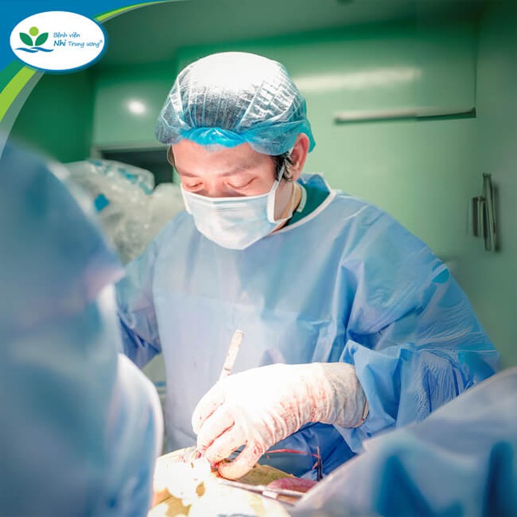 Tự ý bỏ thuốc điều trị, bé trai 5 tuổi mắc thận hư rơi vào nguy kịch - Ảnh 1. Tự ý bỏ thuốc điều trị, bé trai 5 tuổi mắc thận hư rơi vào nguy kịch - Ảnh 1.