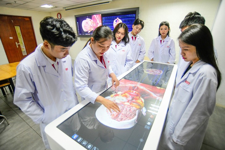 Thí sinh đăng ký đại học khối ngành sức khỏe cần biết- Ảnh 1. Thí sinh đăng ký đại học khối ngành sức khỏe cần biết- Ảnh 1.