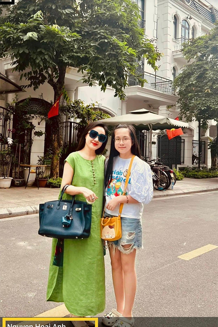 Con gái cựu MC 'Bản tin thời sự 19h' gây ngỡ ngàng về sắc vóc trong lần gặp tài tử Lý Hùng- Ảnh 8.