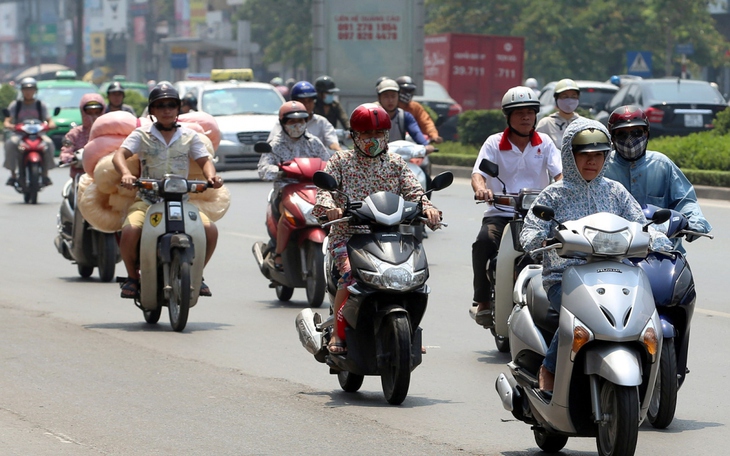 Nắng nóng diện rộng trên cả nước trong 2 ngày cuối tuần