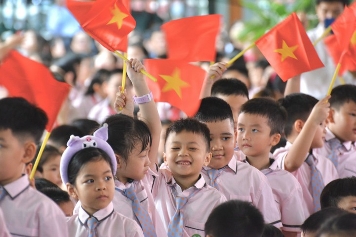 Học sinh cả nước nghỉ lễ 30/4-1/5 thế nào?- Ảnh 1.