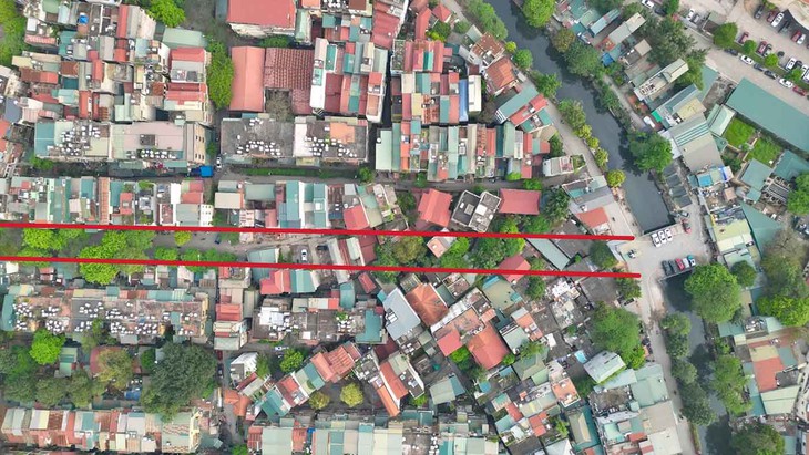Giải phóng mặt bằng gặp khó, đường dài 325m ở Hà Nội đình trệ 12 năm- Ảnh 1. Giải phóng mặt bằng gặp khó, đường dài 325m ở Hà Nội đình trệ 12 năm- Ảnh 1.