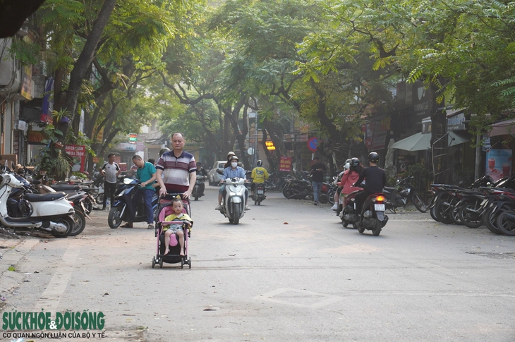 Giải phóng mặt bằng gặp khó, đường dài 325m ở Hà Nội đình trệ 12 năm- Ảnh 4. Giải phóng mặt bằng gặp khó, đường dài 325m ở Hà Nội đình trệ 12 năm- Ảnh 4.