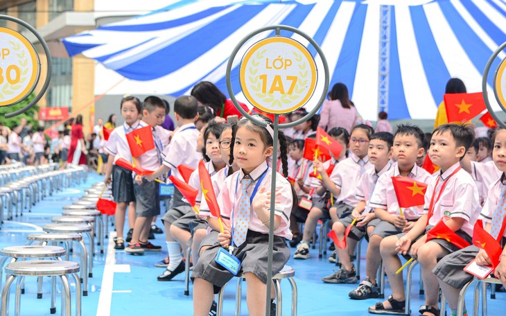 Chuẩn bị hồ sơ tuyển sinh đầu cấp cho con thế nào?