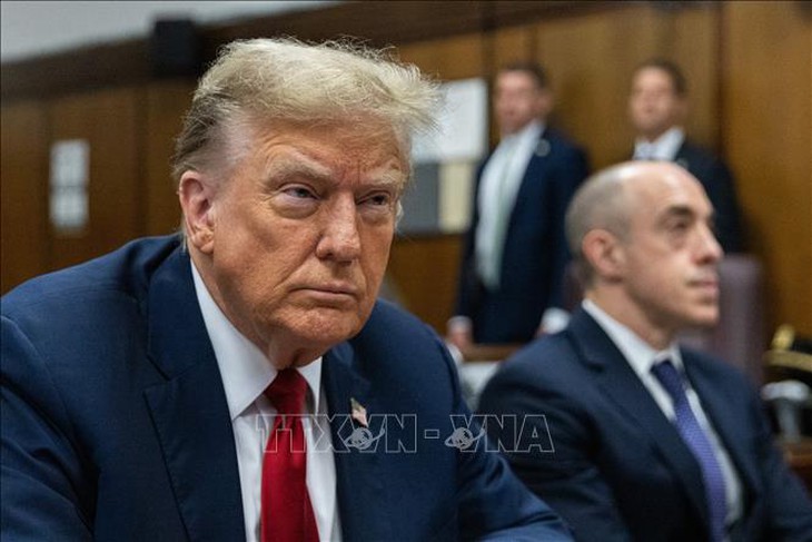 Tòa án Mỹ bắt đầu phiên xét xử cựu Tổng thống Donald Trump- Ảnh 1. Tòa án Mỹ bắt đầu phiên xét xử cựu Tổng thống Donald Trump- Ảnh 1.