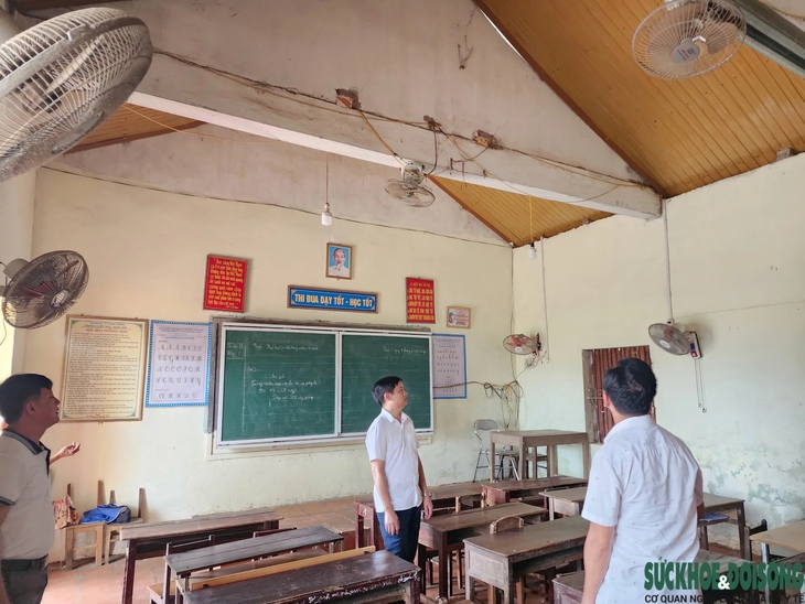 Lãnh đạo huyện nói gì về việc phụ huynh cho con nghỉ học, phản đối nhập trường?- Ảnh 2. Lãnh đạo huyện nói gì về việc phụ huynh cho con nghỉ học, phản đối nhập trường?- Ảnh 2.