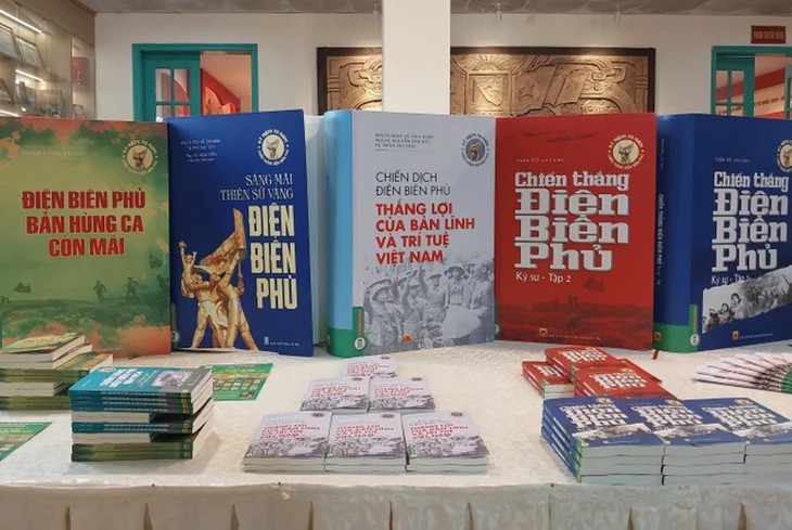 Bộ sách về Chiến thắng Điện Biên Phủ: Chuẩn hóa, dẫn giải nhiều tư liệu quý- Ảnh 2.