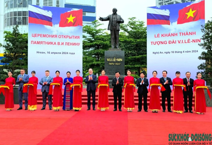 Khánh thành tượng V.I.Lê-nin tại thành phố Vinh- Ảnh 5.
