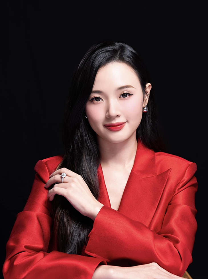Thân thế gây bất ngờ của chồng sắp cưới Midu: Tổng tài giàu có xứng tầm với cô dâu- Ảnh 3. Thân thế gây bất ngờ của chồng sắp cưới Midu: Tổng tài giàu có xứng tầm với cô dâu- Ảnh 3.