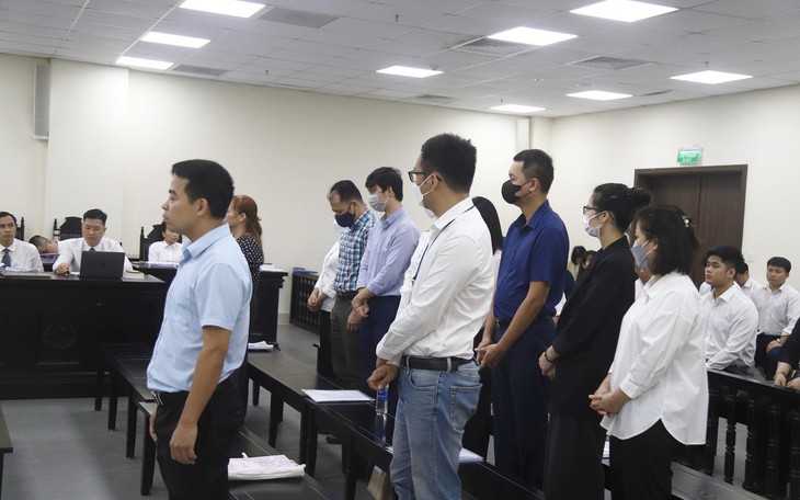 Nhiều người có liên quan trong vụ xét xử cựu Chủ tịch Vimedimex vắng mặt