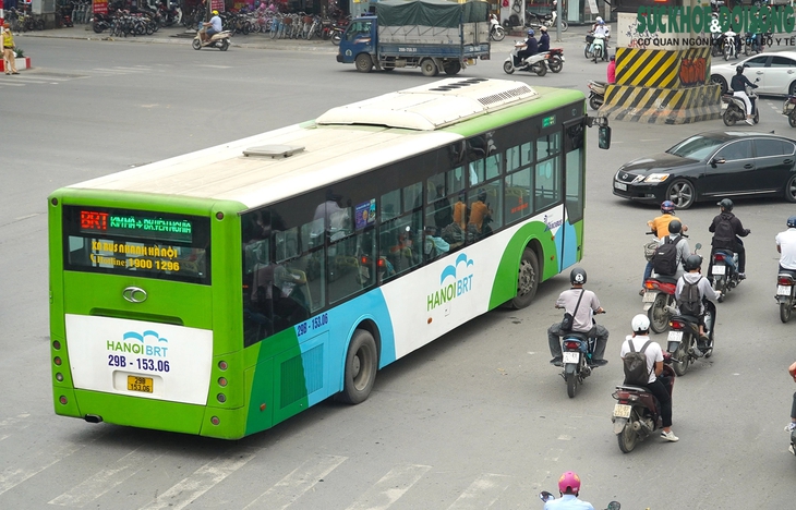 Hiện trạng tuyến buýt BRT ở Hà Nội sắp bị 'khai tử' sau nhiều năm hoạt động- Ảnh 7. Hiện trạng tuyến buýt BRT ở Hà Nội sắp bị 'khai tử' sau nhiều năm hoạt động- Ảnh 7.