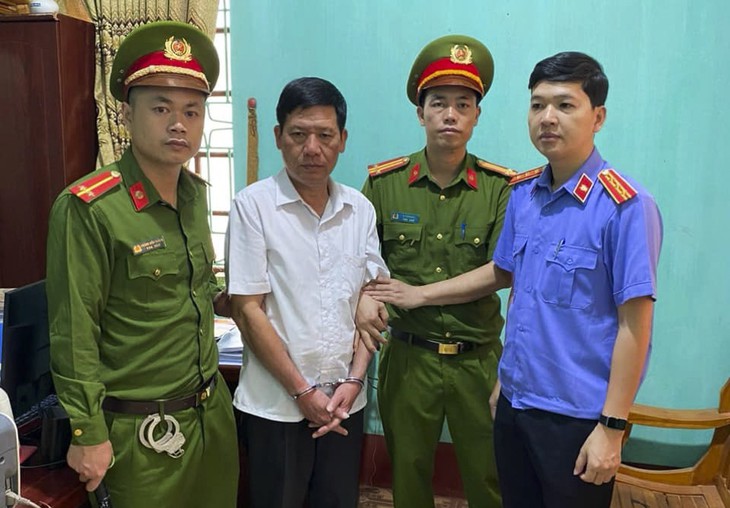 Bắt Chủ tịch UBND thị trấn An Châu ở Bắc Giang- Ảnh 1. Bắt Chủ tịch UBND thị trấn An Châu ở Bắc Giang- Ảnh 1.