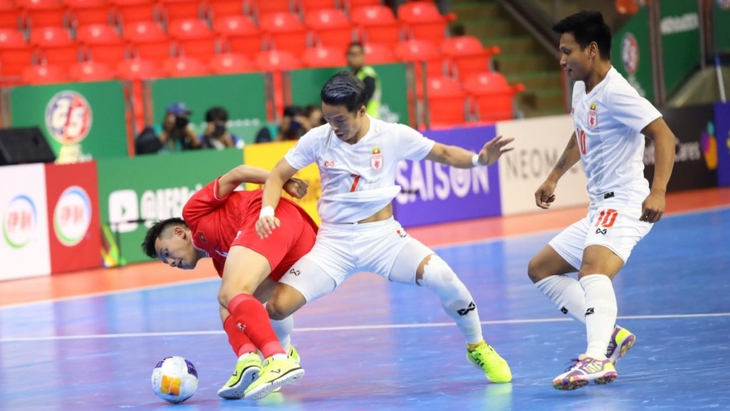 Đội tuyển futsal Việt Nam bị Myanmar cầm hòa ở Asian Cup 2024- Ảnh 1. Đội tuyển futsal Việt Nam bị Myanmar cầm hòa ở Asian Cup 2024- Ảnh 1.