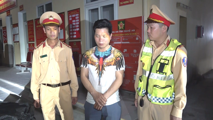 Video bắt đối tượng vận chuyển trái phép 420 cá thể động vật hoang dã quý hiếm- Ảnh 1.