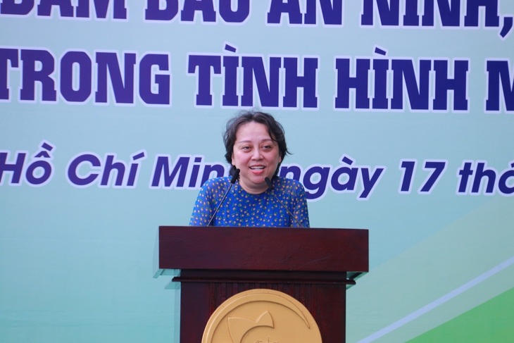TPHCM kiểm tra đột xuất bếp ăn trường học, doanh nghiệp- Ảnh 1. TPHCM kiểm tra đột xuất bếp ăn trường học, doanh nghiệp- Ảnh 1.