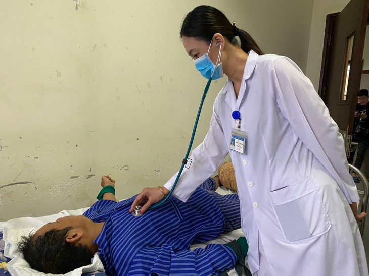 Lạng Sơn: Gần 100 trường hợp rối loạn tâm thần do lạm dụng rượu phải nhập viện- Ảnh 2. Lạng Sơn: Gần 100 trường hợp rối loạn tâm thần do lạm dụng rượu phải nhập viện- Ảnh 2.