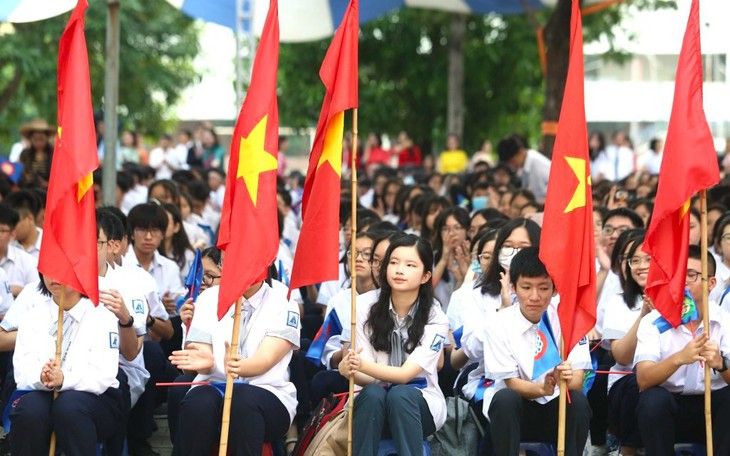 Các trường chuyên của Hà Nội đồng loạt tăng chỉ tiêu tuyển sinh lớp 10