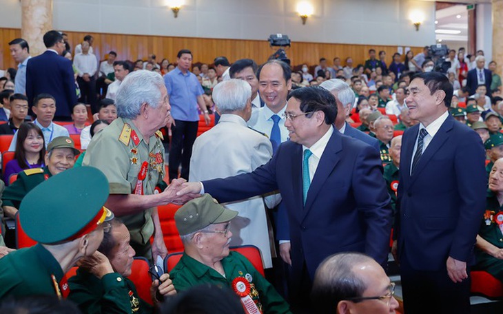Thủ tướng gặp mặt, tri ân những người góp phần làm nên chiến thắng Điện Biên Phủ
