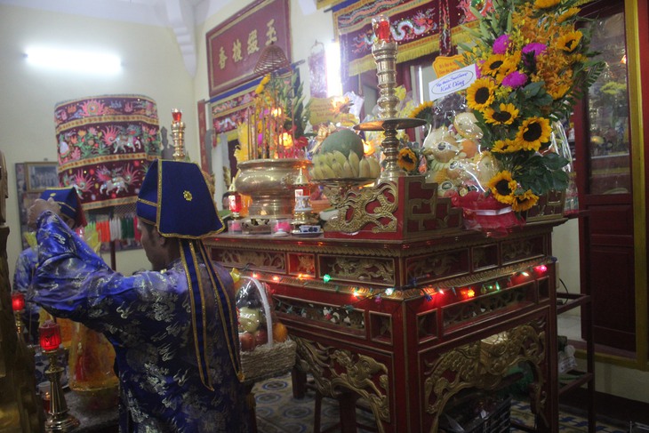 Trang trọng lễ dâng hương Giỗ Tổ Hùng Vương ở Khánh Hòa- Ảnh 9. Trang trọng lễ dâng hương Giỗ Tổ Hùng Vương ở Khánh Hòa- Ảnh 9.