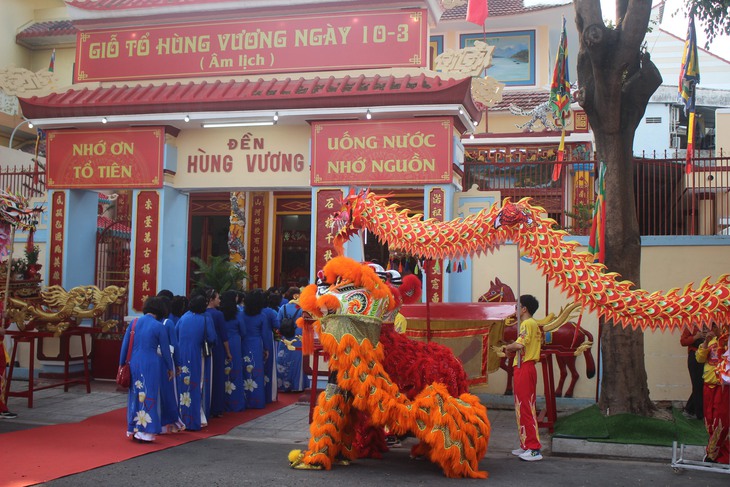 Trang trọng lễ dâng hương Giỗ Tổ Hùng Vương ở Khánh Hòa- Ảnh 8. Trang trọng lễ dâng hương Giỗ Tổ Hùng Vương ở Khánh Hòa- Ảnh 8.
