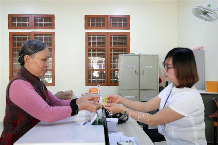 Mới lĩnh lương hưu 6 năm, người thân có được nhận tiền tuất một lần không?- Ảnh 1. Mới lĩnh lương hưu 6 năm, người thân có được nhận tiền tuất một lần không?- Ảnh 1.