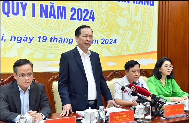 Chiều nay, NHNN sẽ thông báo đấu thầu vàng cho 15 tổ chức, doanh nghiệp đủ điều kiện- Ảnh 1.