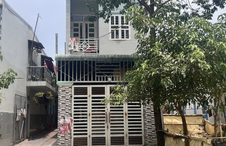 Tạm giữ nghi phạm vụ bé trai 8 tháng tử vong tại nhà giữ trẻ tự phát- Ảnh 1.