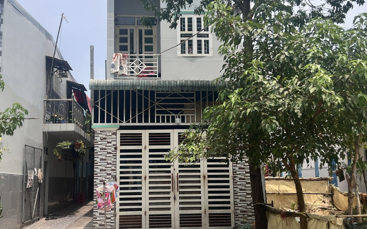 Bé trai 8 tháng tuổi tử vong bất thường tại nhà giữ trẻ tự phát
