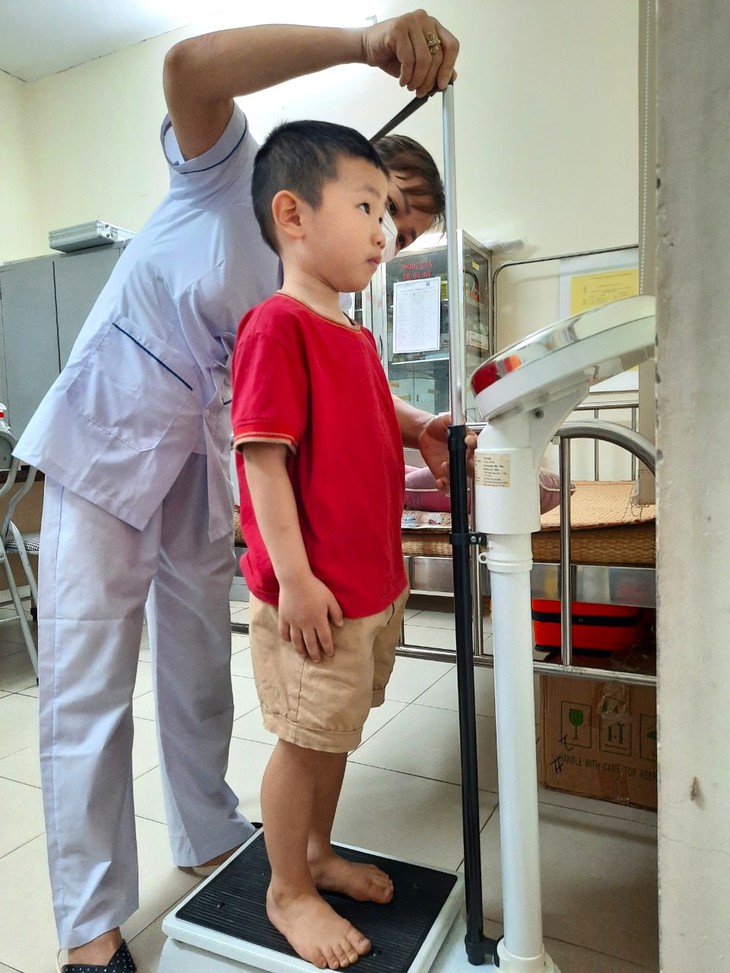 Nhân viên y tế học đường mong có 'danh phận' để yên tâm với nghề, gắn bó với trường- Ảnh 1. Nhân viên y tế học đường mong có 'danh phận' để yên tâm với nghề, gắn bó với trường- Ảnh 1.