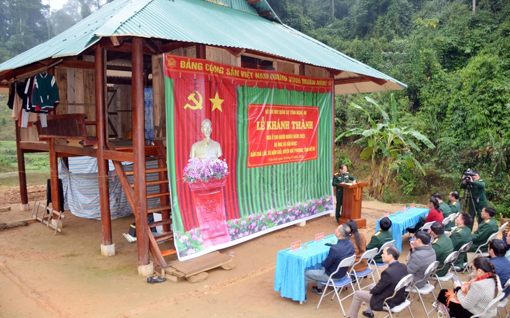 Lực lượng vũ trang Nghệ An xây dựng tổ ấm cho người nghèo