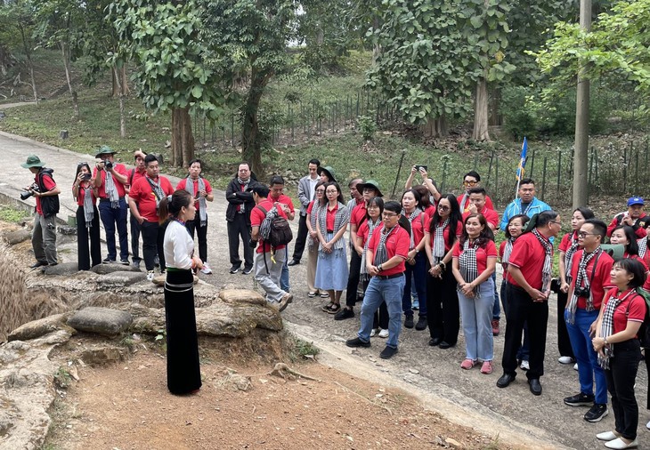 Doanh nghiệp du lịch 'khóa sổ' tour đi Điện Biên- Ảnh 2.