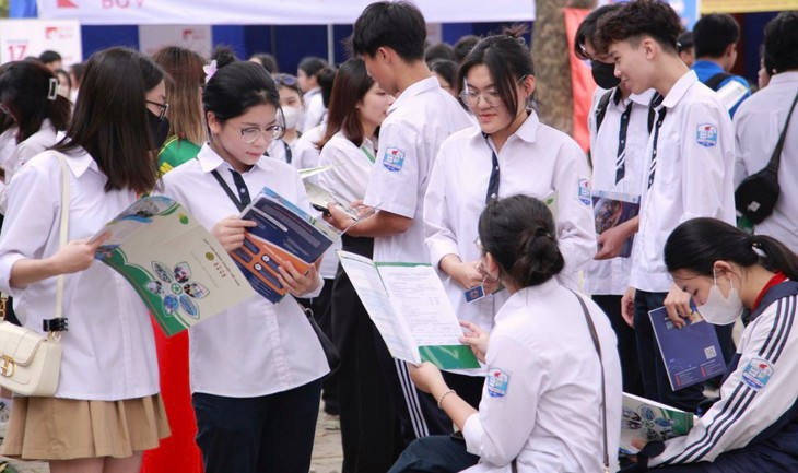 Cách nào 'gỡ rối' bất đồng khi chọn ngành giữa thí sinh và phụ huynh?- Ảnh 1.