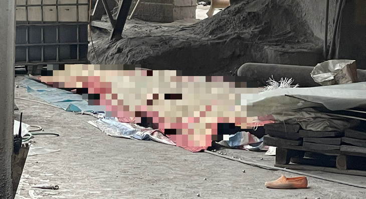 Vụ tai nạn lao động tại nhà máy xi măng: 3 người bị thương nhẹ đang được điều trị tại BV đa khoa tỉnh Yên Bái- Ảnh 1.